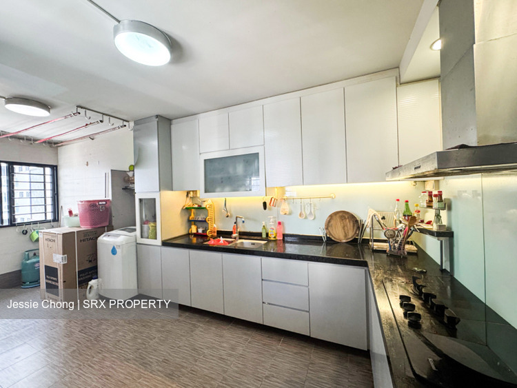 Blk 216 Bukit Batok Street 21 (Bukit Batok), HDB 3 Rooms #531414521